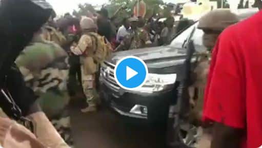 Watch Moment Soldiers Arrested Mali President (Video)