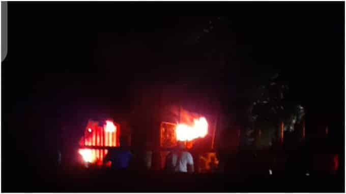 Breaking: Ondo INEC Office On Fire Ahead Of Ondo 2020 Election (Video)