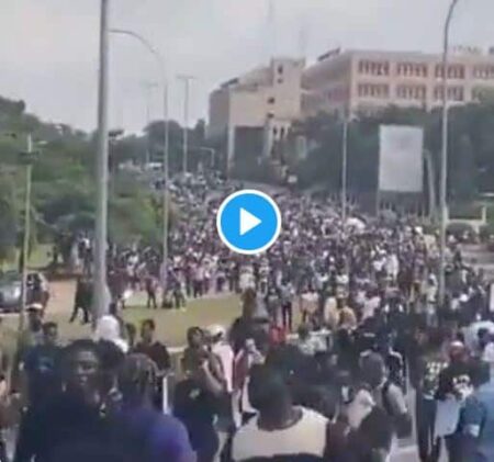 BREAKING: #EndSARS Protest Hits Abuja (Photos, Videos)