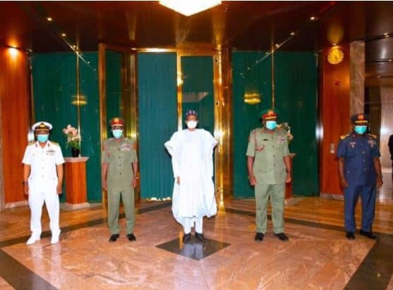 Details Of Buhari's Meeting With New Service Chiefs Emerge