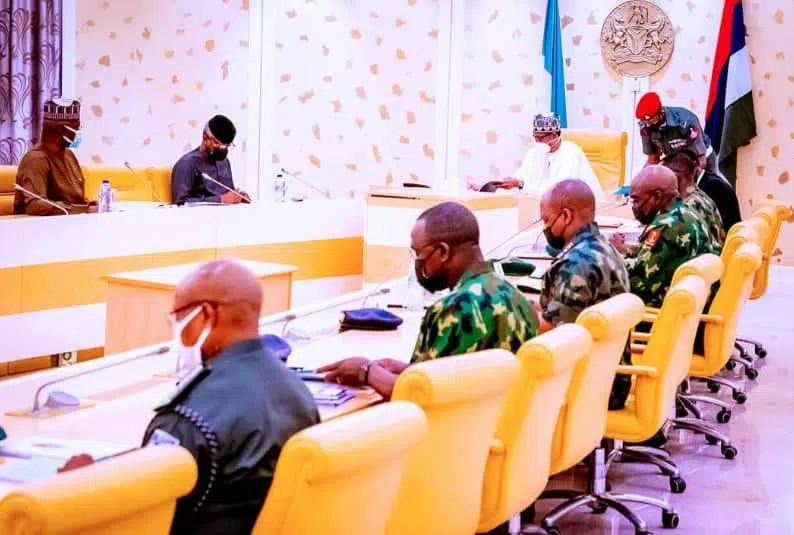 Details Of President Buhari's Meeting With Security Chiefs Emerge