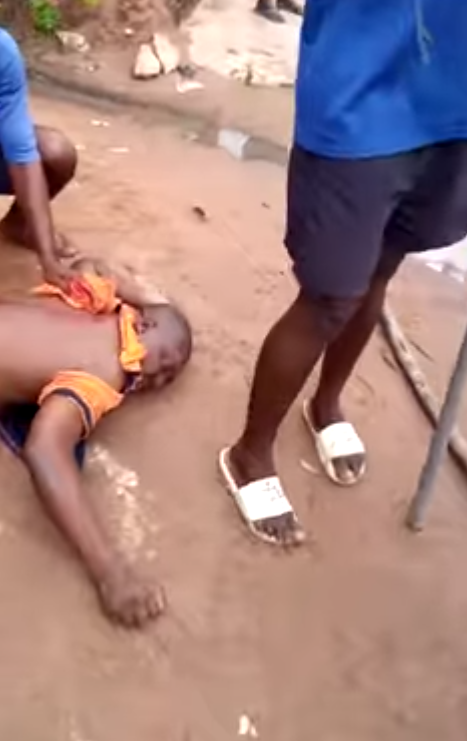 Man Goes Berserk, Stabs RCCG Pastor Death [Videos/Photos]
