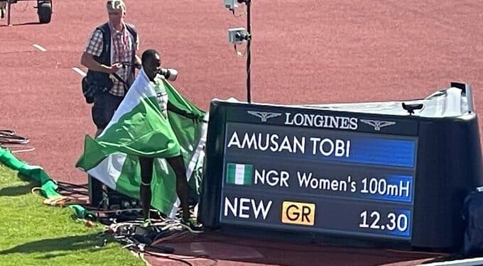 BREAKING: Tobi Amusan Sets New Record, Wins Commonwealth Games Gold [Video]