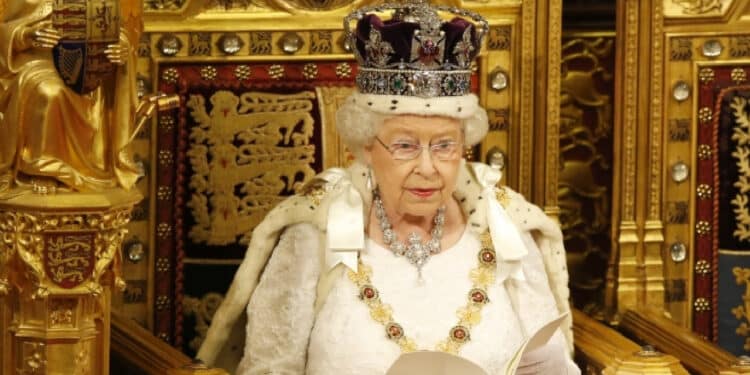 BREAKING: Government Declares 3 Days Public Holiday To Mourn Queen Elizabeth II