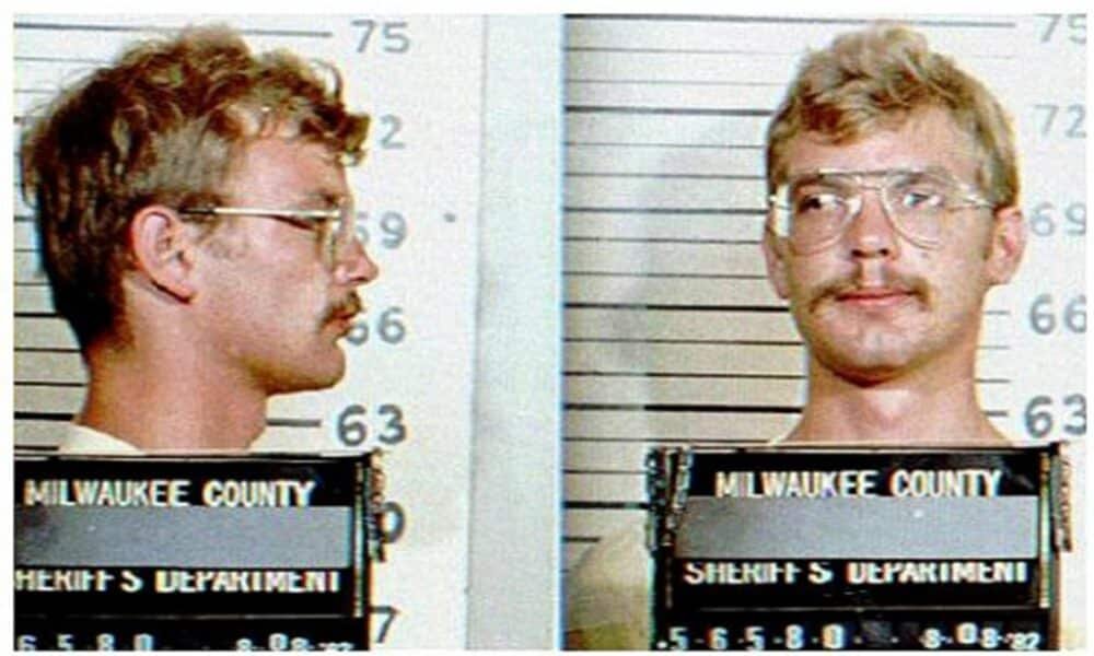 Watch Leaked Jeffrey Dahmer Polaroids - Monster: Dahmer Netflix