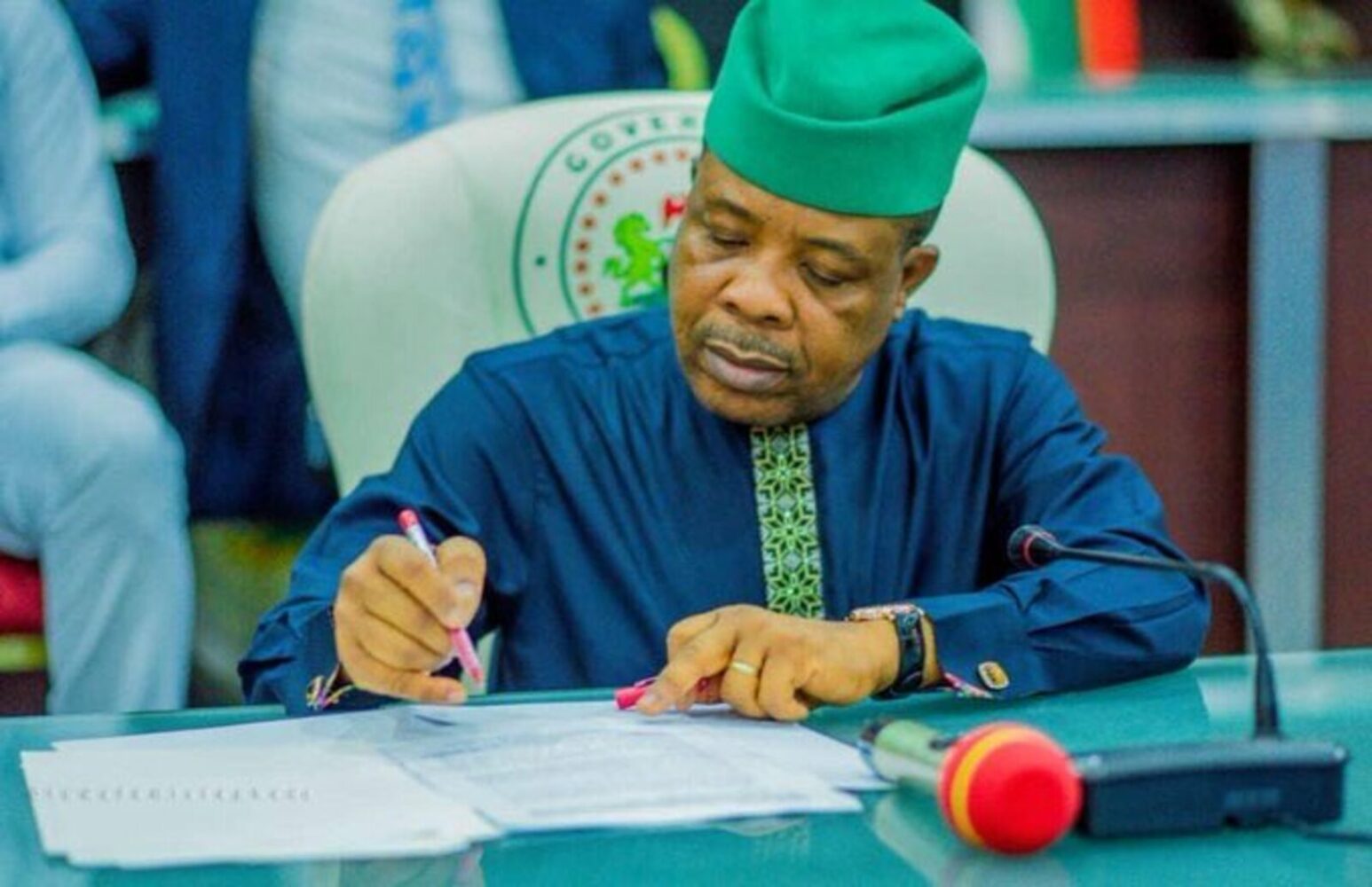 BREAKING: Emeka Ihedioha Joins APGA