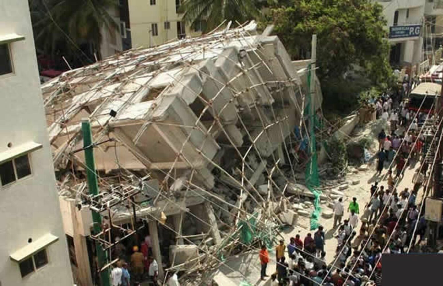 Watch Moment 7-Storey Banana Island Building Collapsed With Construction Workers On Top