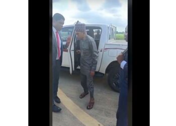 Watch The Moment DSS Arrested Suspended CBN Governor Godwin Emefiele [Video]