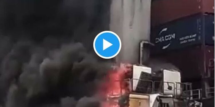 BREAKING: Fire Breaks Out At Lagos Port [Video]