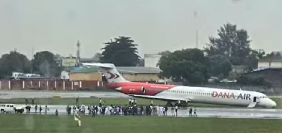 BREAKING: Tension As Dana Air Crash Lands At Lagos Airport [Video]