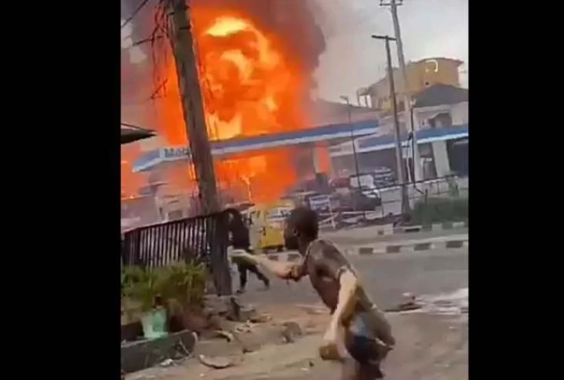 BREAKING: Mobil Filling Station in Lagos On Fire, Man Burnt [Video]