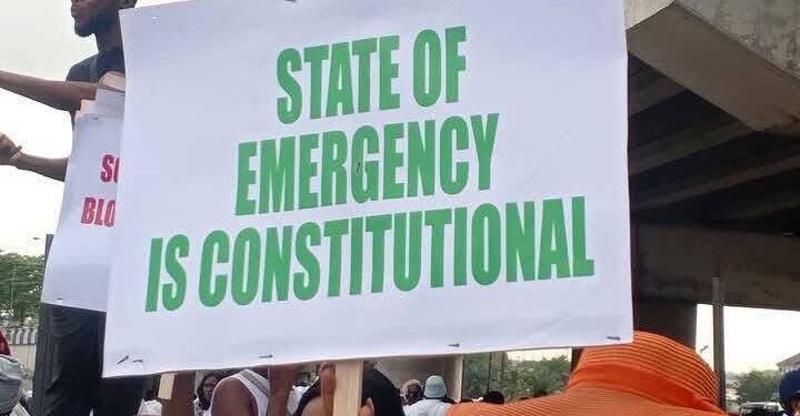 Protest Supporting State of Emergency in Rivers Breaks Out in Port Harcourt [Video]