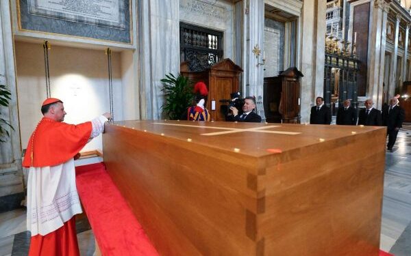 Pope Francis Buried in Rome