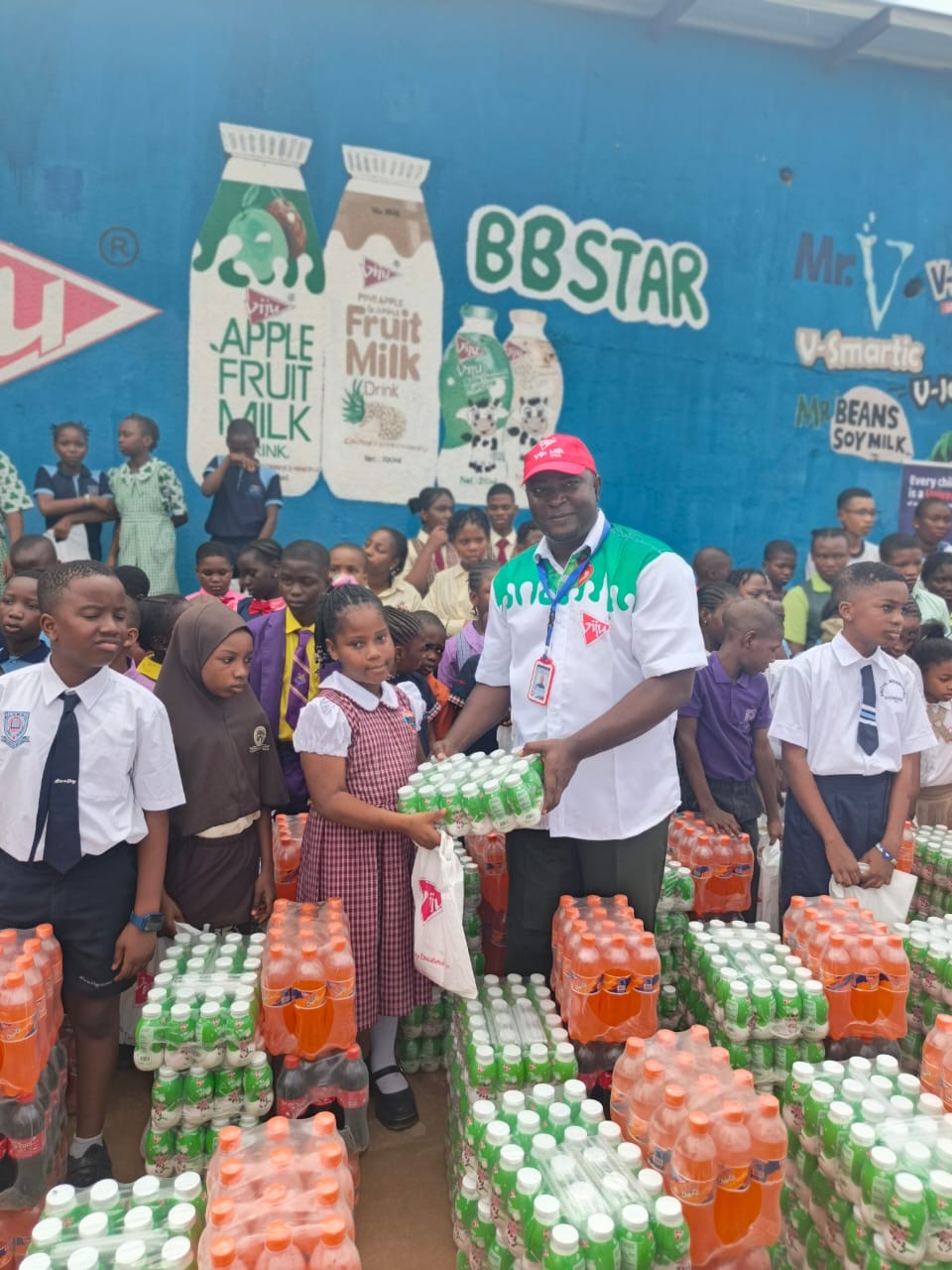 Viju Milk Strengthens Community Development, Empowers Over 2,000 Institutions