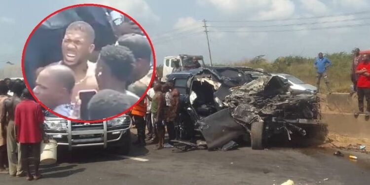 Anthony Joshua Car Crash in Nigeria Leaves 2 People Dead [Video]