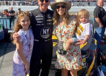 BREAKING: Popular NASCAR Driver Greg Biffle, Wife & Kids Killed in North Carolina Plane Crash [Video]